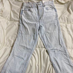 American Eagle Outfitters Mom Jean